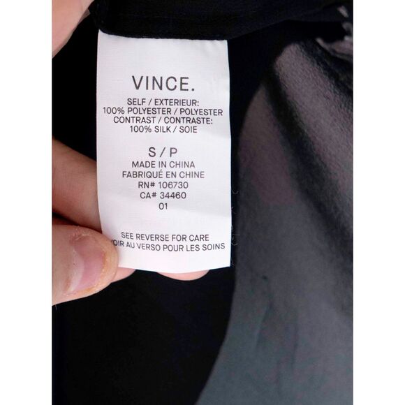 Vince 100% Silk Sleeveless Black Stitch Tank Top Blouse Luxury Basics sz S - Picture 4 of 12